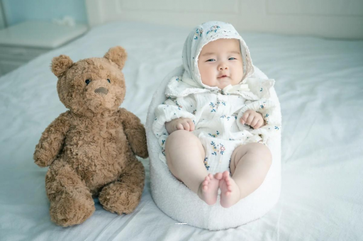 淇县宝宝吃不饱母乳的症状